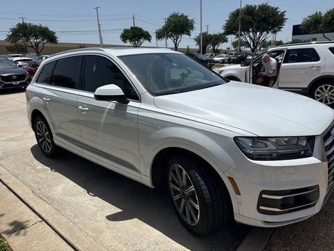 Used 2019 Audi Q7 3.0T Prestige AWD/4WD image 4