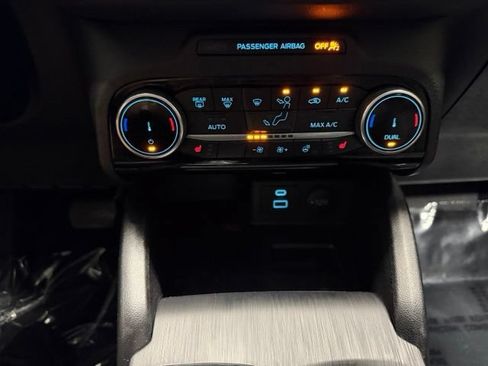 Used 2022 Ford Escape SE w/ Convenience Package FWD image 38