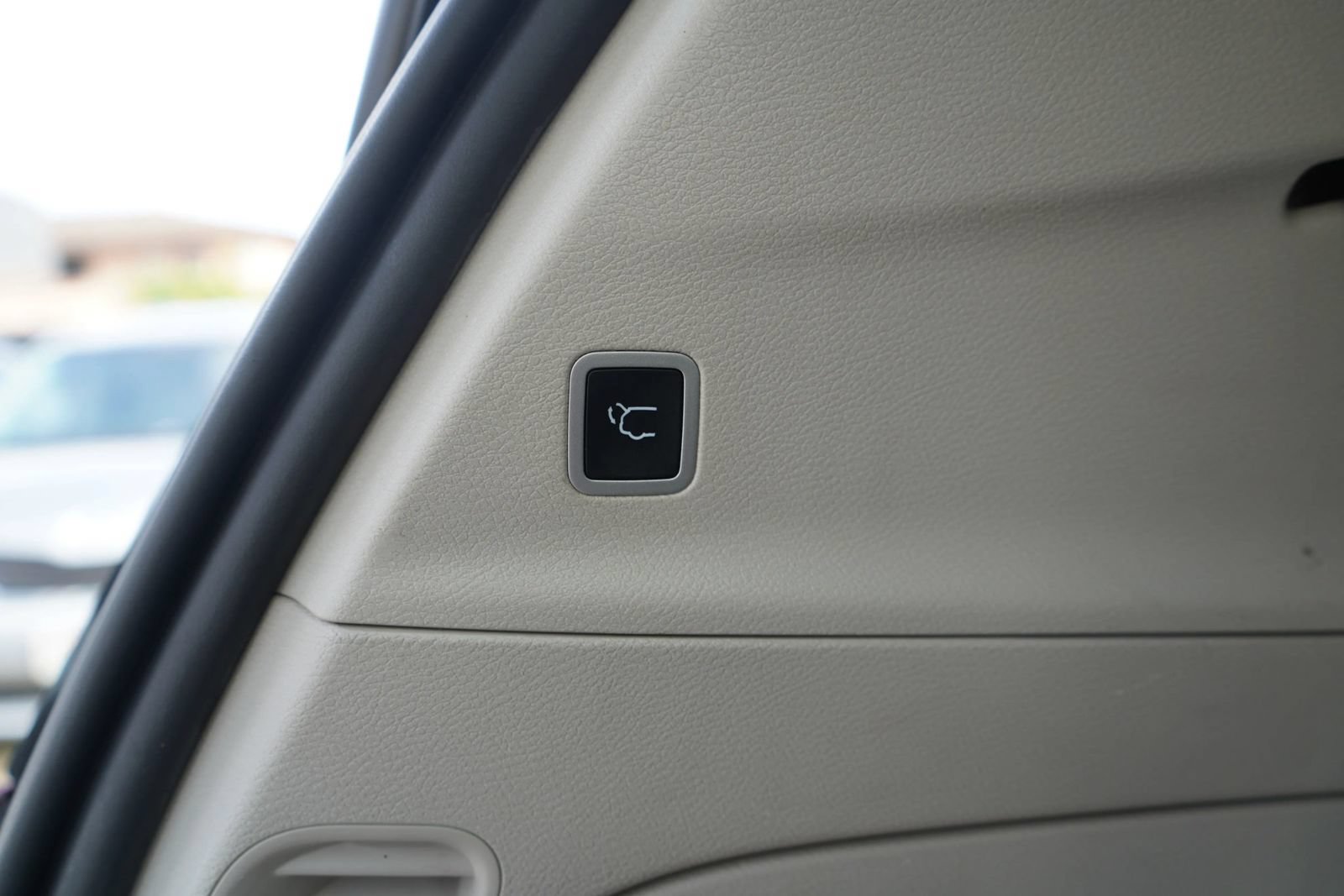 Used 2022 Chrysler Pacifica Touring-L FWD image 22