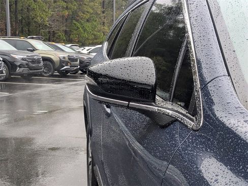 Used 2024 Subaru Outback Premium image 11