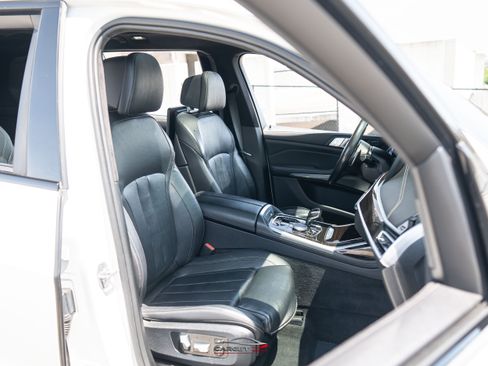 Used 2019 BMW X7 xDrive40i w/ Premium Package AWD/4WD image 17