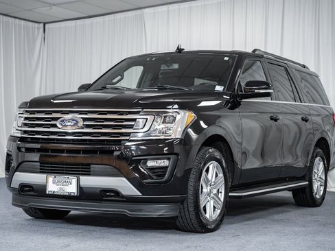 Used 2019 Ford Expedition Max XLT w/ Equipment Group 202A image 3