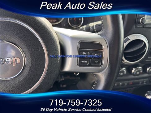 Used 2016 Jeep Wrangler Unlimited Rubicon AWD/4WD image 16