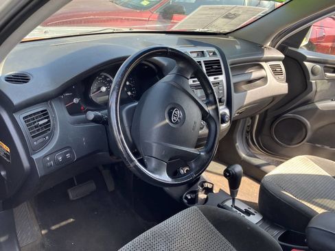 Used 2005 Kia Sportage 4WD V6 image 21