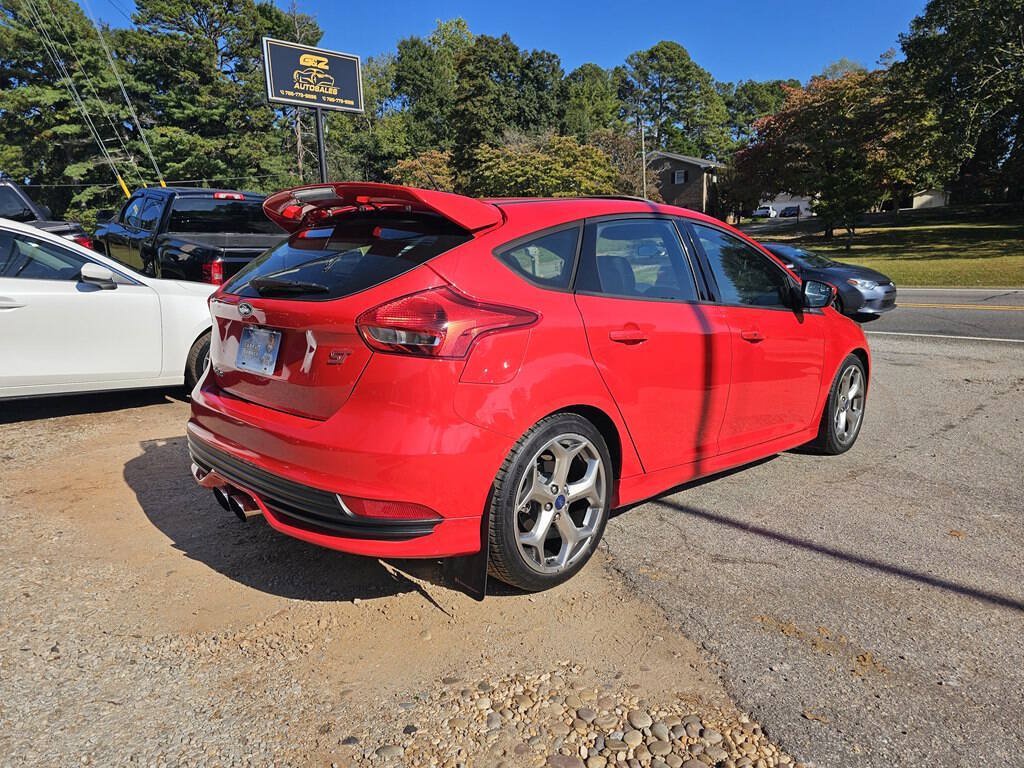 Used 2016 Ford Focus ST FWD image 8