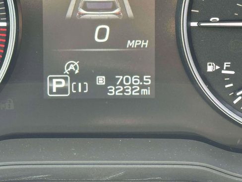 Certified 2025 Subaru Forester Limited image 26