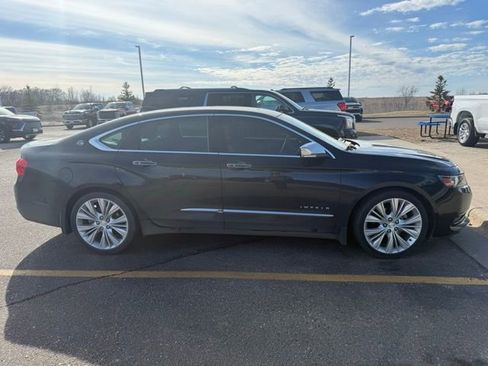 Used 2015 Chevrolet Impala LTZ image 2
