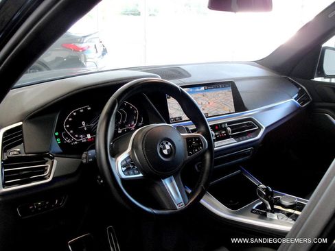 Used 2022 BMW X5 xDrive40i w/ M Sport Package AWD/4WD image 24