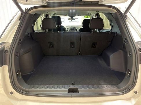 Used 2024 Chevrolet Equinox LT image 7
