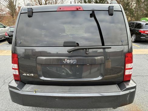 Used 2010 Jeep Liberty Sport w/ Popular Equipment Group image 5