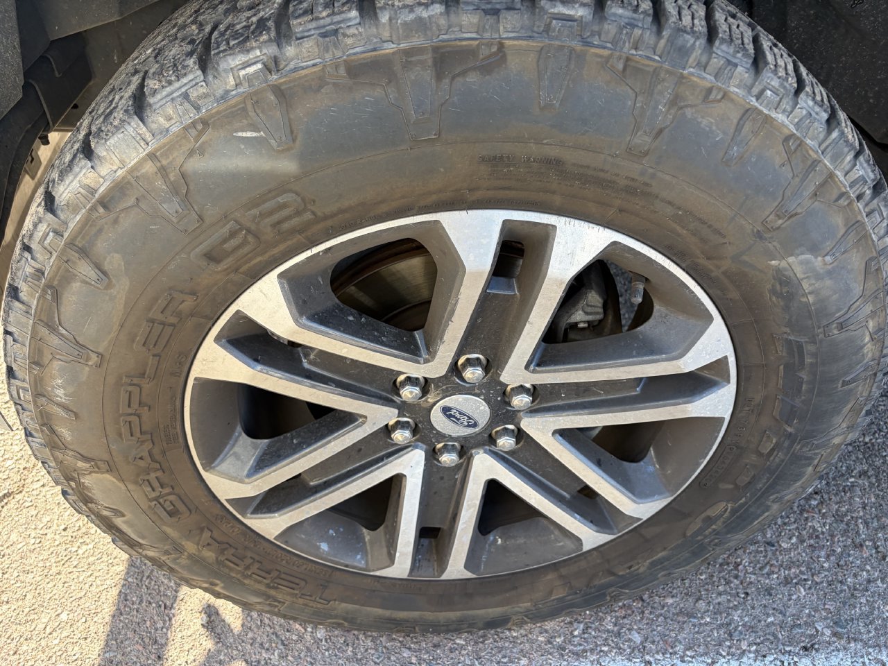Used 2019 Ford F150 Lariat w/ Equipment Group 502A Luxury AWD/4WD image 5