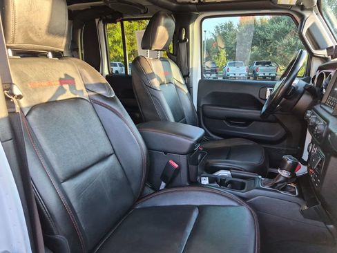 Used 2021 Jeep Gladiator Rubicon AWD/4WD image 39