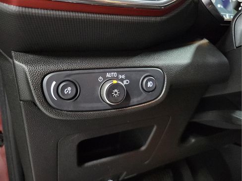 Used 2022 Chevrolet TrailBlazer RS w/ Convenience Package FWD image 13