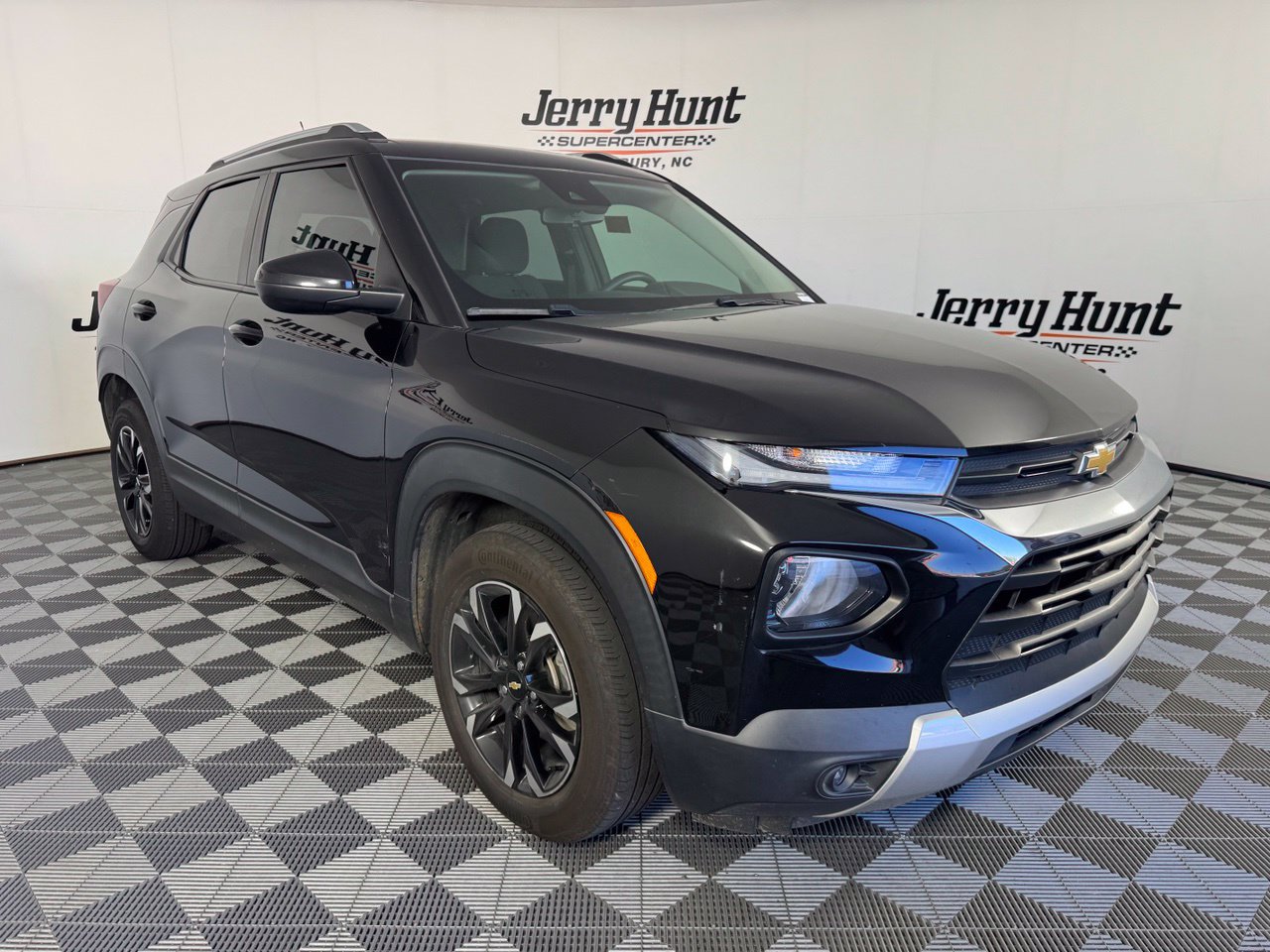 Used 2023 Chevrolet TrailBlazer LT FWD image 5