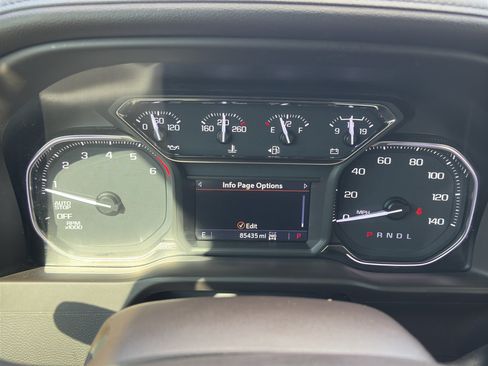 Used 2021 GMC Sierra 1500 SLT w/ SLT Premium Plus Package AWD/4WD image 21