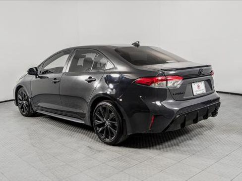 Used 2024 Toyota Corolla SE FWD image 6