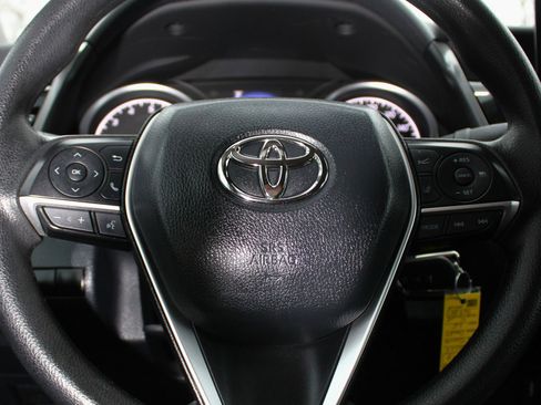 Used 2024 Toyota Camry LE image 20