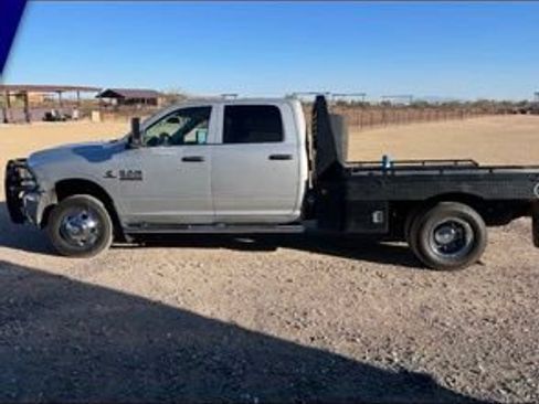Used 2018 RAM 3500 Tradesman w/ Chrome Appearance Group AWD/4WD image 7