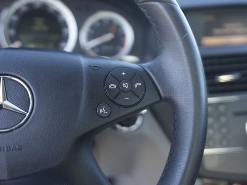 Used 2008 Mercedes-Benz C 300 Sedan image 24