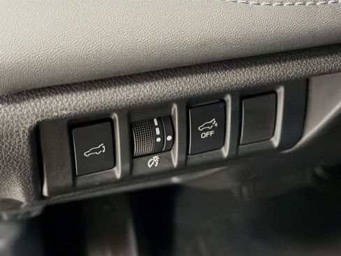 Used 2024 Subaru Outback Limited AWD/4WD image 12