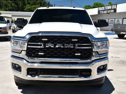 Used 2022 RAM 2500 Big Horn w/ Level 1 Equipment Group AWD/4WD image 2