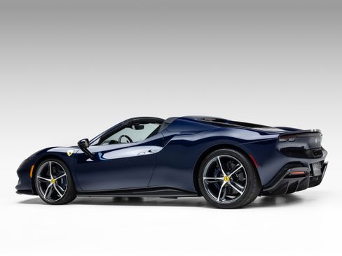 Used 2025 Ferrari 296 GTS image 8