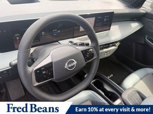 New 2026 Nissan Leaf Platinum+ w/ Floor Mat Package (Platinum+) FWD image 11