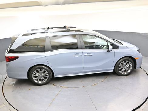 Used 2025 Honda Odyssey Touring image 45