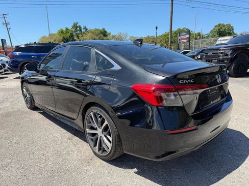 Used 2024 Honda Civic Touring image 6