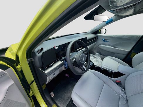 New 2026 Hyundai Kona Limited FWD image 7