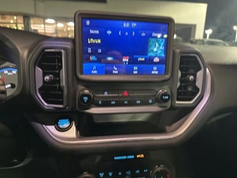 Used 2024 Ford Bronco Sport Outer Banks w/ Tech Package image 16