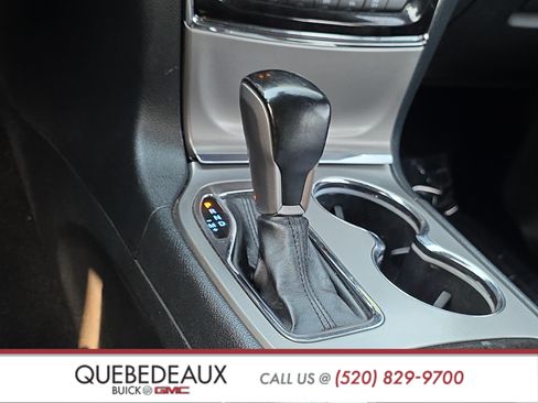Used 2020 Jeep Grand Cherokee Laredo w/ Laredo X Package RWD image 19