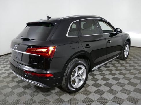 Used 2023 Audi Q5 2.0T Premium w/ Convenience Package AWD/4WD image 3