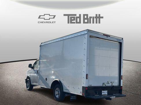 New 2025 Chevrolet Express 3500 RWD image 6