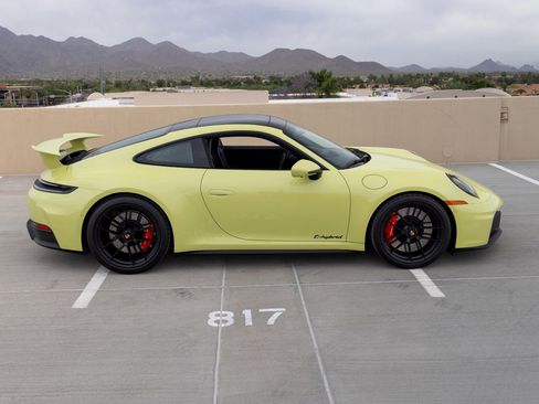 Used 2026 Porsche 911 Carrera GTS RWD image 29