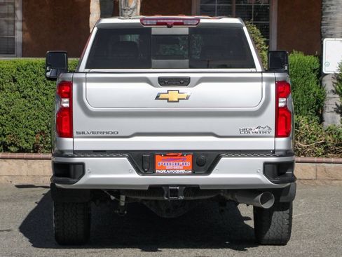 Used 2022 Chevrolet Silverado 2500 High Country image 8