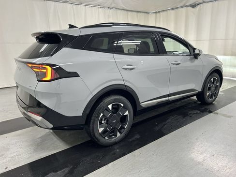 New 2026 Kia Sportage SX AWD/4WD image 2