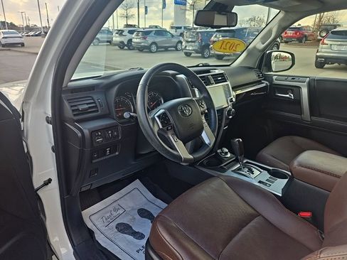 Used 2021 Toyota 4Runner Limited image 17