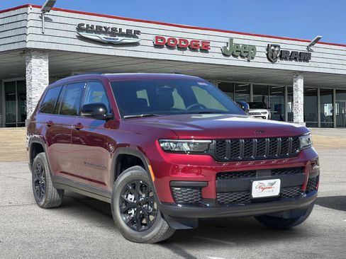 New 2025 Jeep Grand Cherokee L Altitude image 1