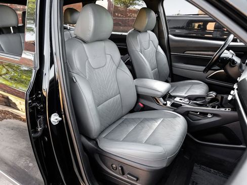 Used 2023 Kia Telluride EX X-Line image 36