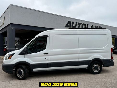 Used 2017 Ford Transit 250 148 Medium Roof RWD image 5
