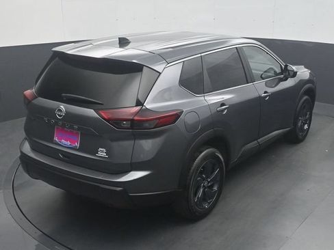 Used 2026 Nissan Rogue SV FWD image 24