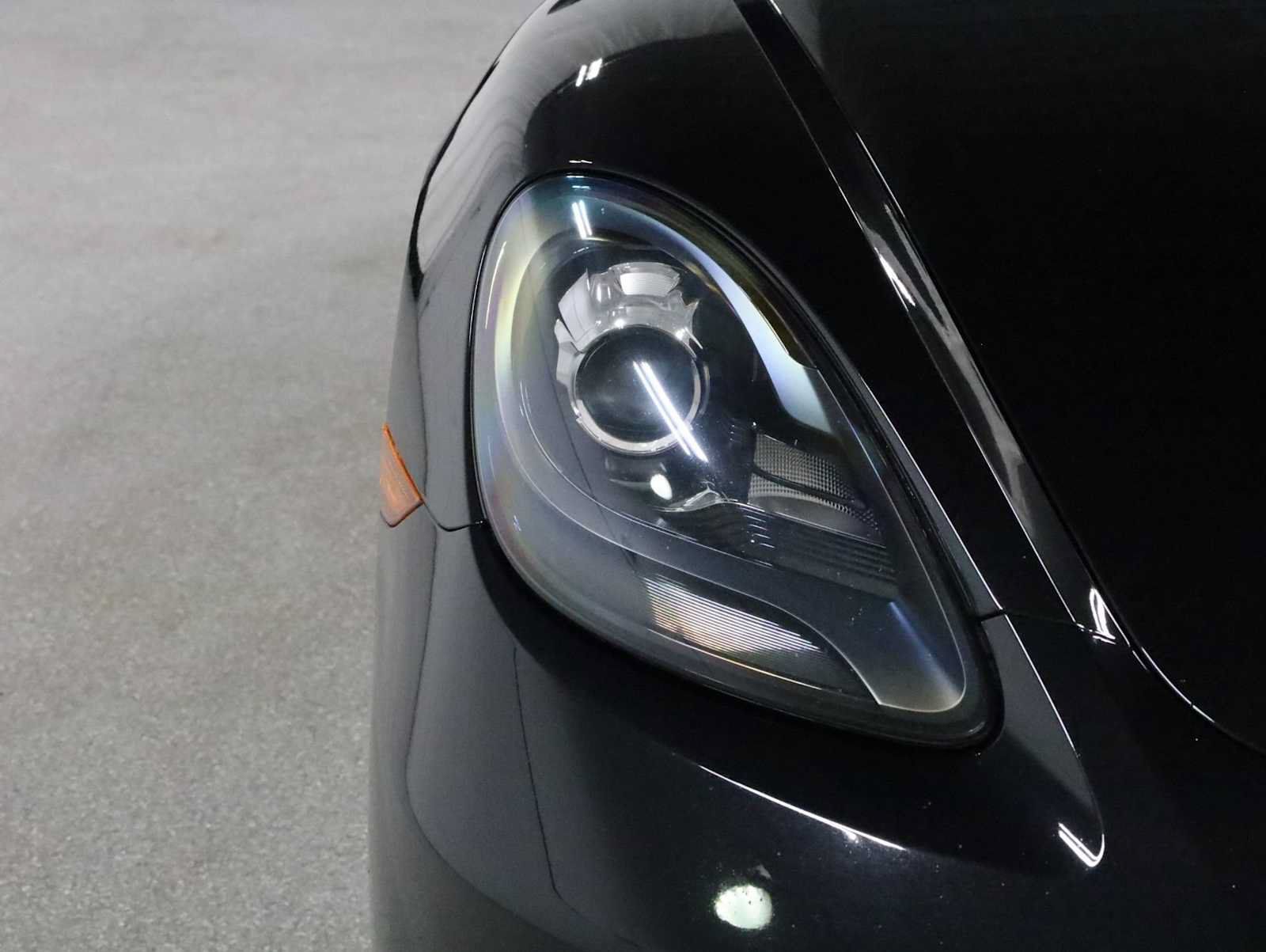 Used 2019 Porsche 718 Cayman GTS RWD image 15