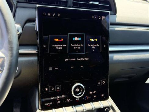 Used 2025 GMC Terrain Elevation AWD/4WD image 29