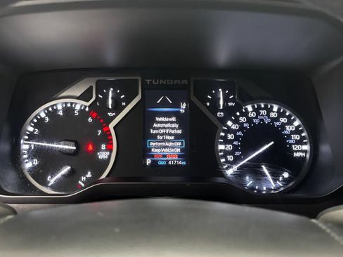 Used 2022 Toyota Tundra Limited w/ Power Package AWD/4WD image 26