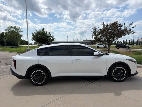 Used 2025 Kia K4 EX FWD image 24