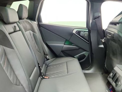 Used 2025 BMW X3 M50 image 25