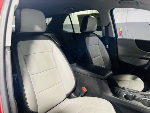 Used 2020 Chevrolet Equinox Premier w/ LPO, Floor Liner Package image 33