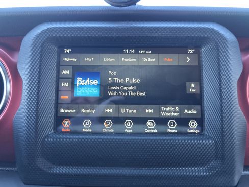 Used 2021 Jeep Wrangler Unlimited Rubicon w/ Xtreme Recon 35" Tire Package image 25