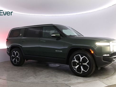 Used 2023 Rivian R1S Adventure AWD/4WD image 14